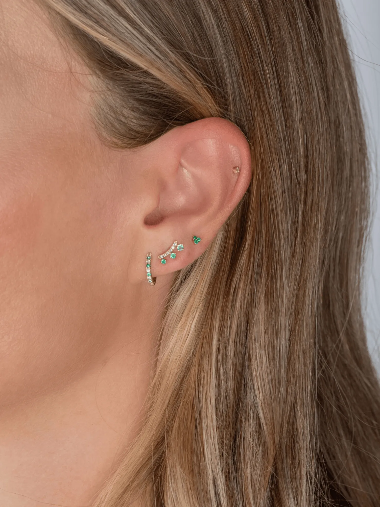 Crown Emerald Stud Earring 14K