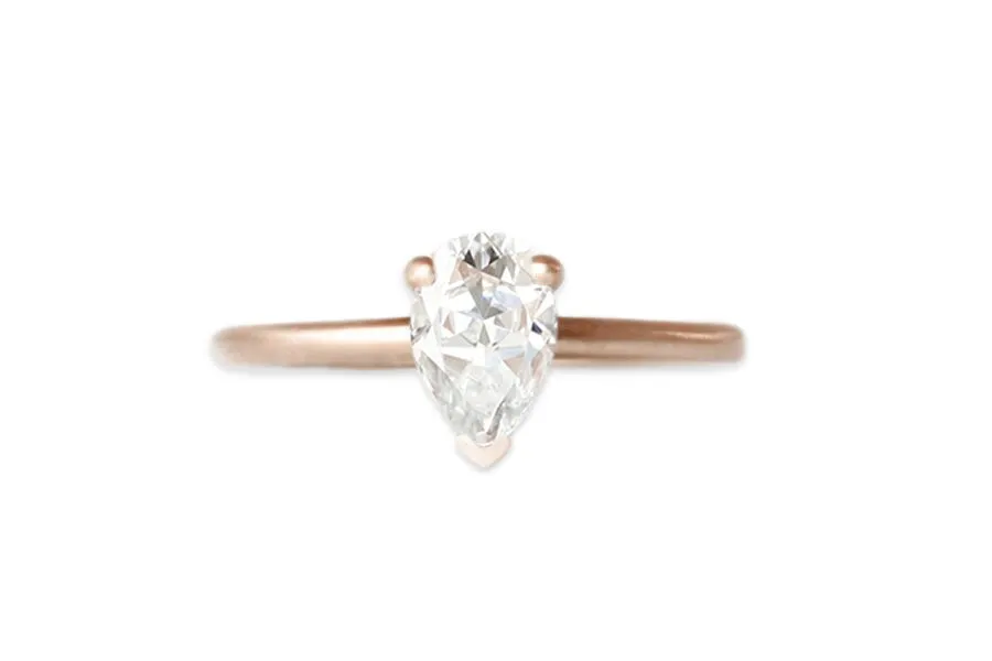 Ellis Moissanite Ring