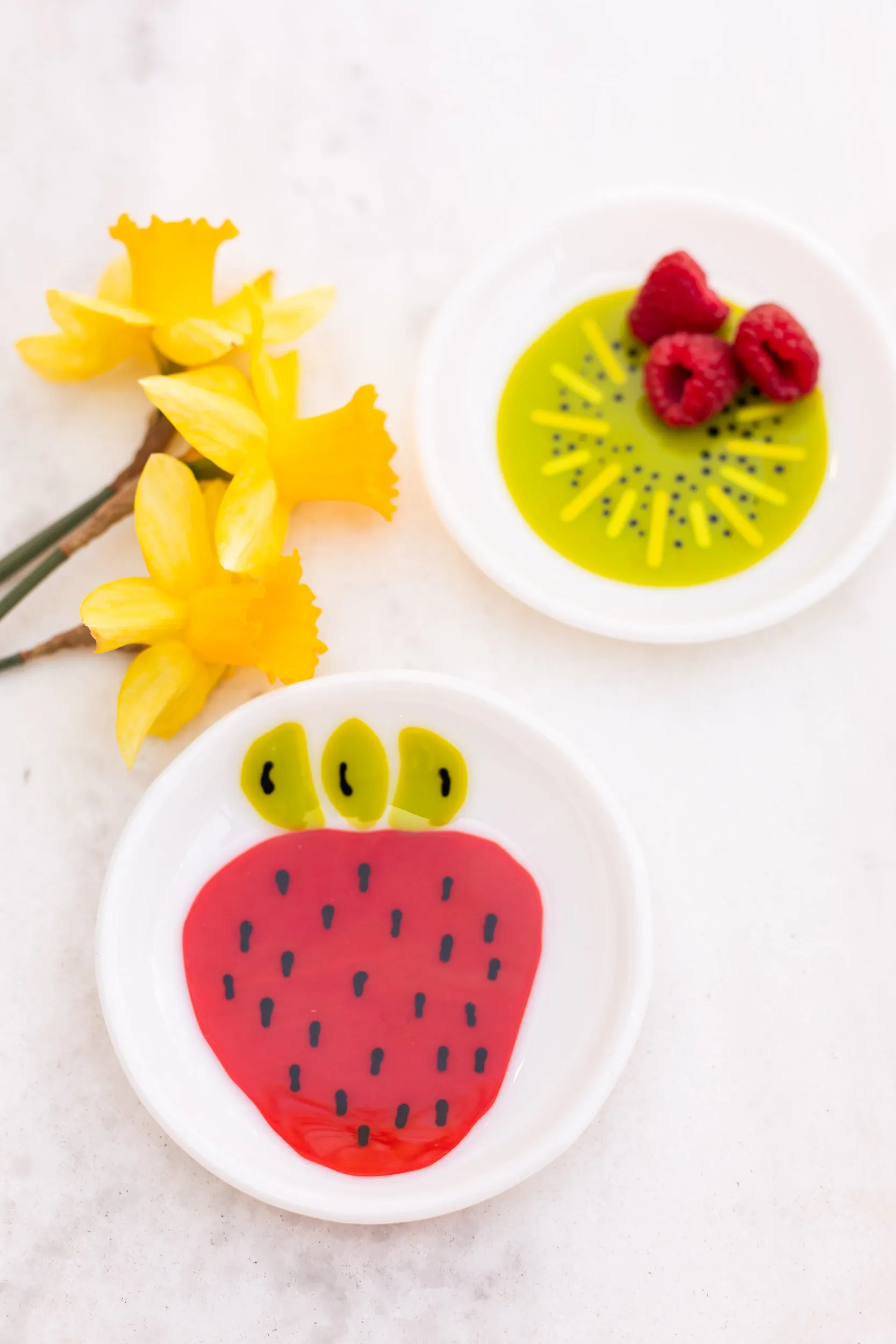 Fruit Appetizer Plates- Set of 2