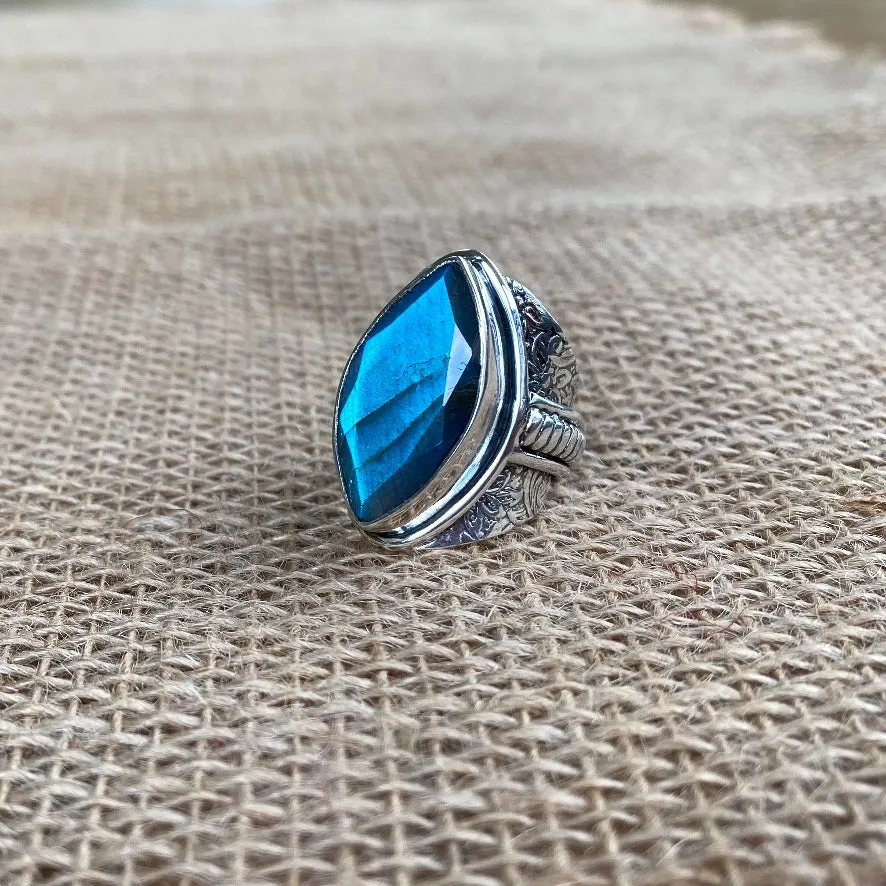 Labradorite Marquise Gemstone Ring - Kumari