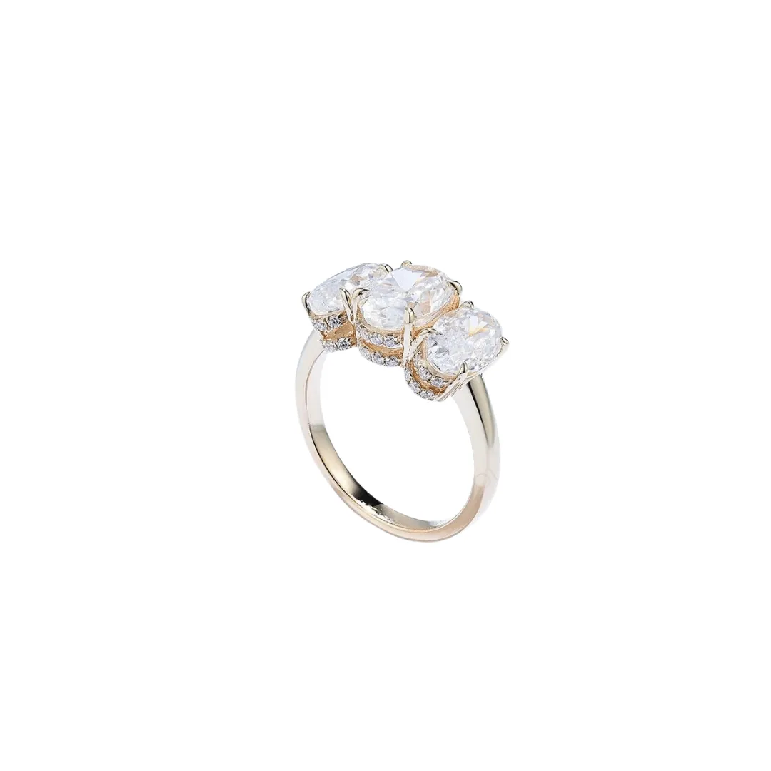 PENELOPE MOISSANITE RING